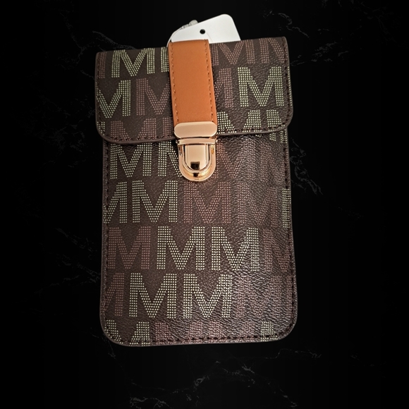 Crossbody cellphone and wallet. - Picture 3 of 3